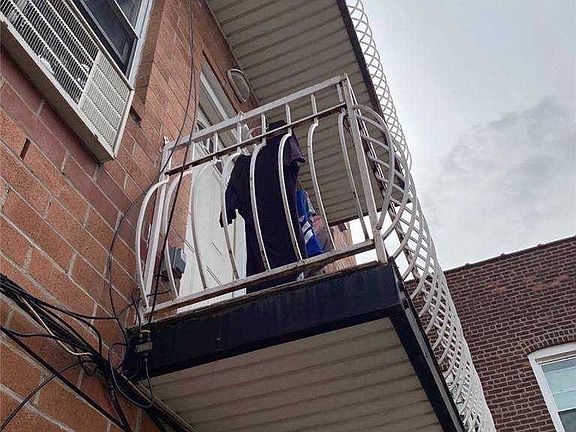 4th image of 8541 Britton Ave