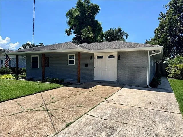 400 Sophia St
