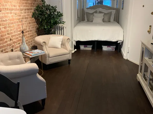 232 East 77th Street image 1 of 5