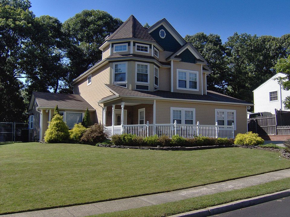 1st image of 16 Olive Ct