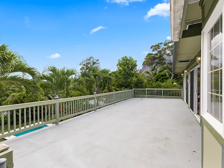 Upstairs Deck