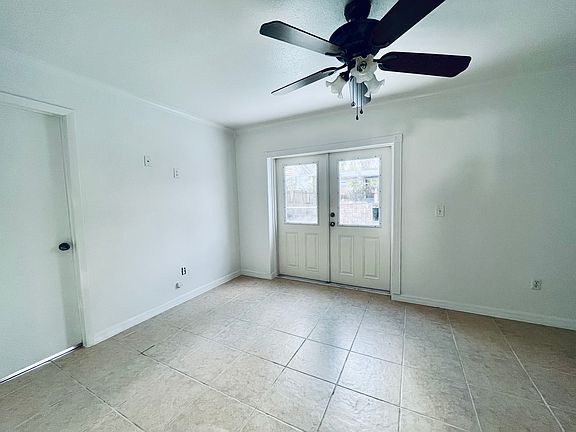 2nd image of 6505 Spanish Moss Cir