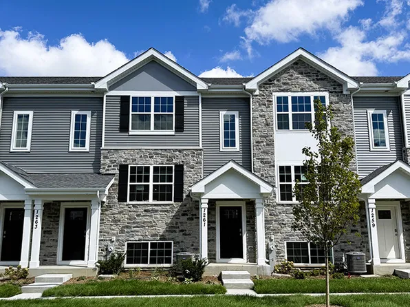 1370 Foxglove Dr, Bartlett, IL 60103