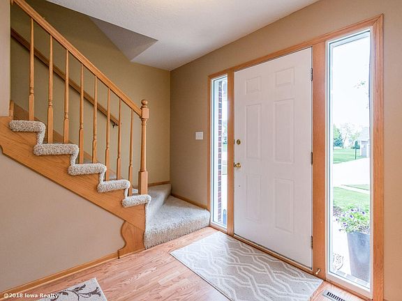 2nd image of 6503 Orchard Dr