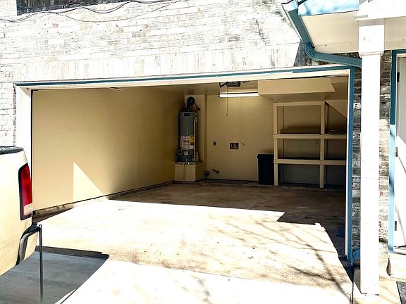 4th image of 55 Avocado Ct