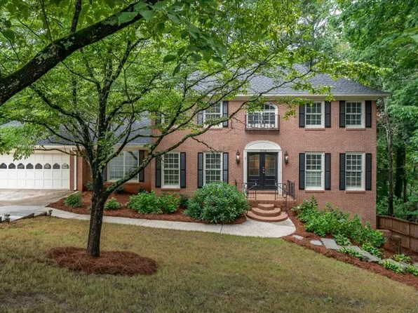 3134 Smokestone Ct, Atlanta, GA 30345