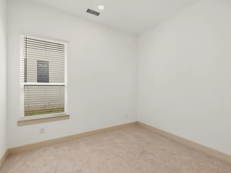 4013 Chastetree Ln — Photo 14