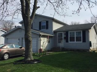 822 Upwoods Dr, Columbus, OH 43228