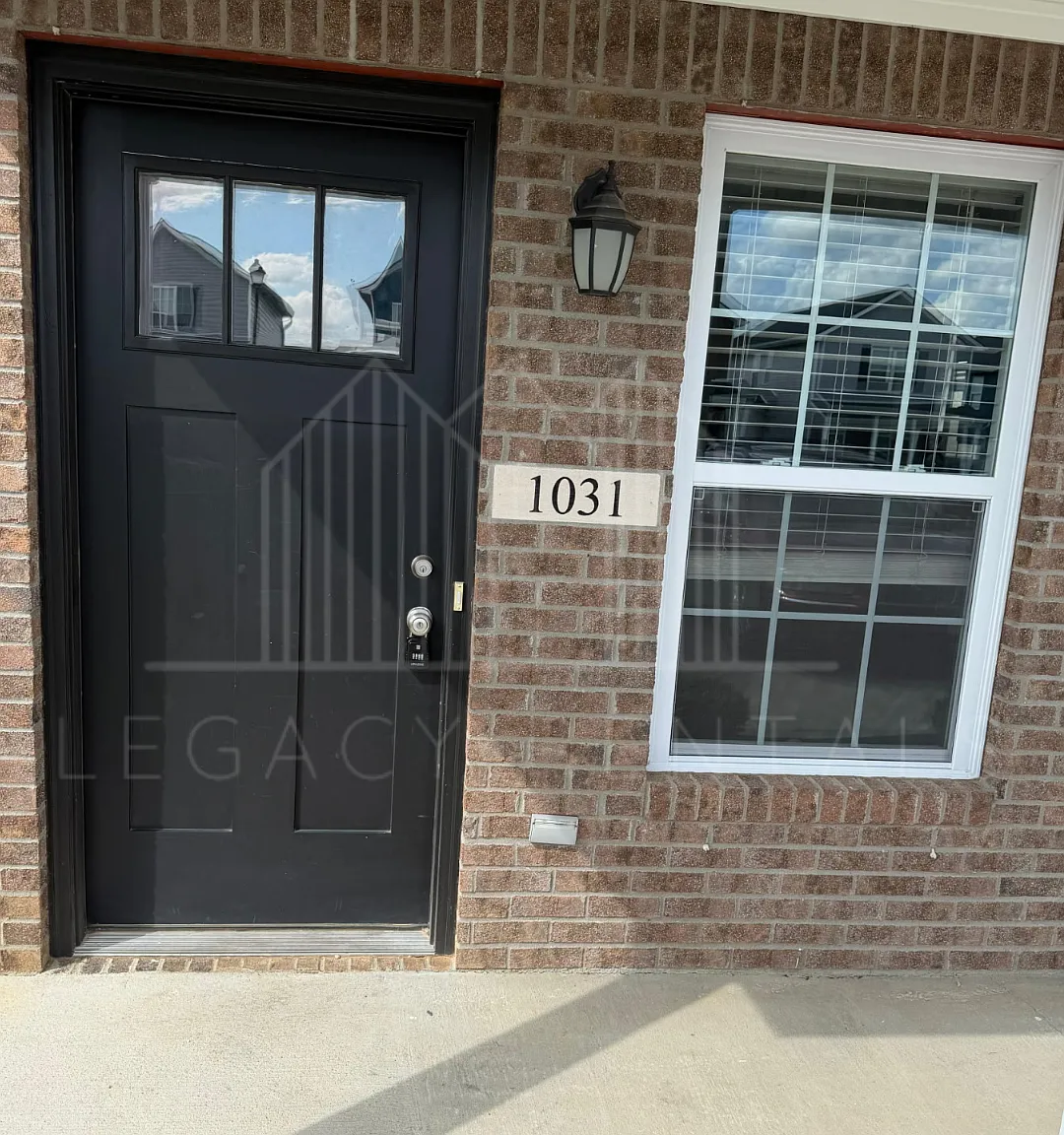1031 Judah bear boulevard - 1 — Photo 4
