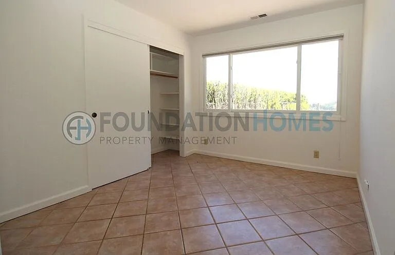 160 Kaden Dr — Photo 12