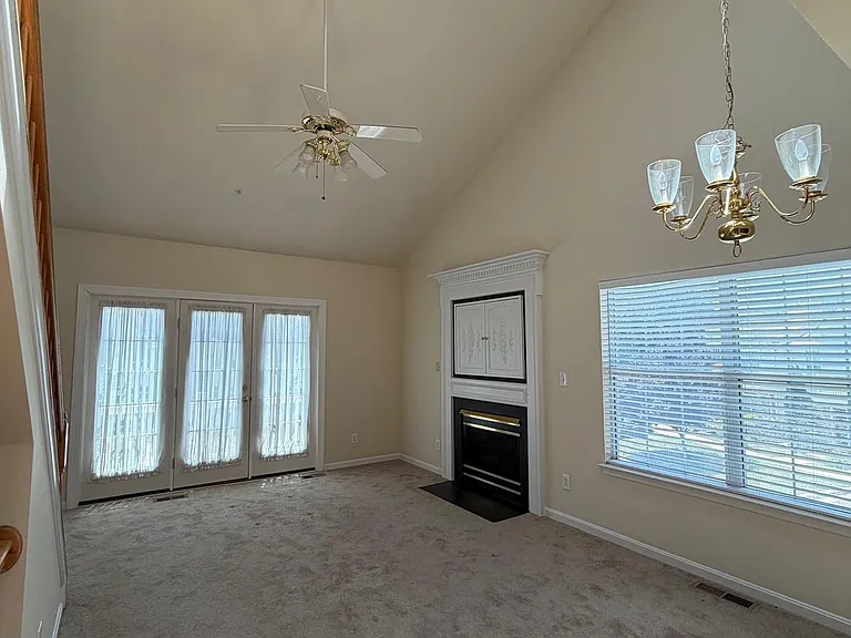 3906 Elan Ct #52 — Photo 2