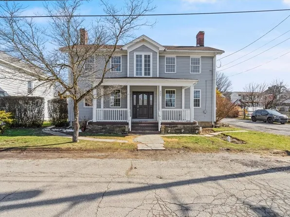 321 7th Ave, Elizabeth, PA 15037