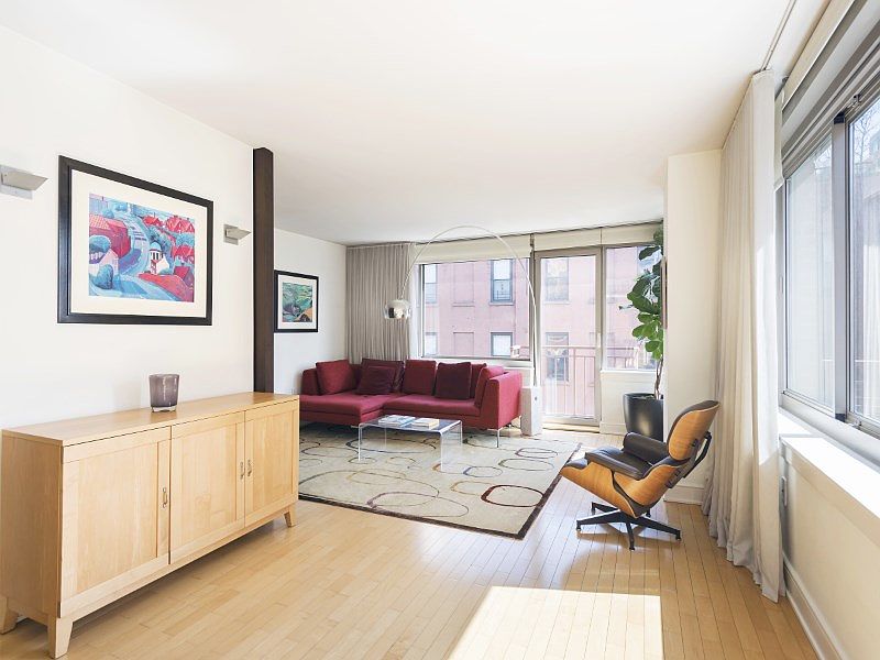 1st image of 99 Jane St APT 6C