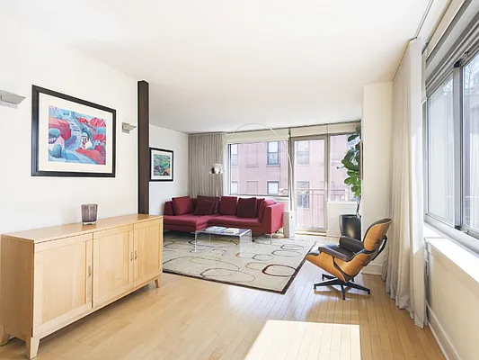 Rented by Sotheby's International Realty | media 8