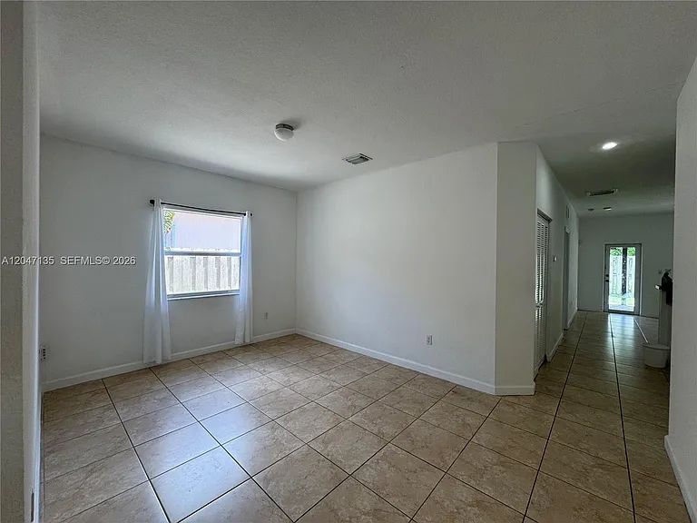 2356 NE 3rd Ct — Photo 21