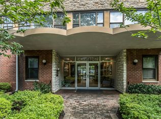 15 Hill Park Ave Avenue #1C, Great Neck, NY 11021