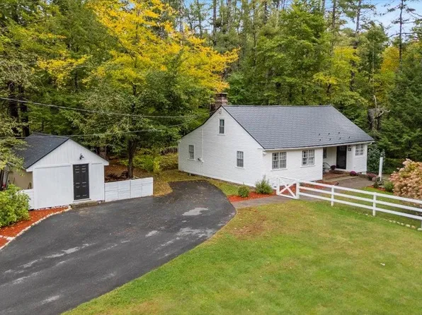 13 Old Stagecoach Road, Hopkinton, NH 03229