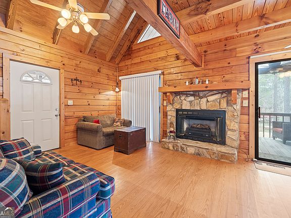 5th image of 1011 Sandy Run Dr