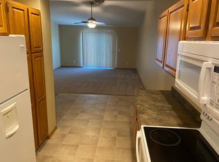 6511 Whitewater Ln, Lincoln, NE 68521