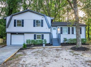 6610 Leisure Trl, Atlanta, GA 30349