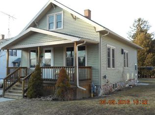 2210 Michigan Ave, Manitowoc, WI 54220