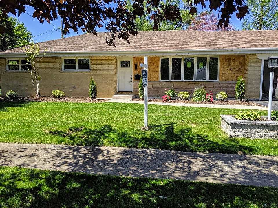 1st image of 309 Charmille Ln