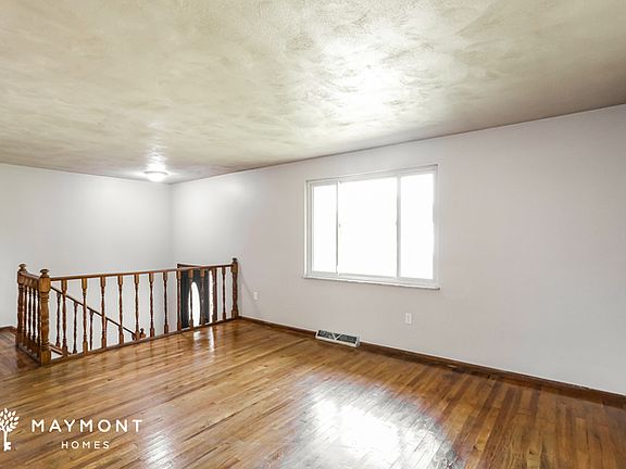5th image of 8023 Barret Rd