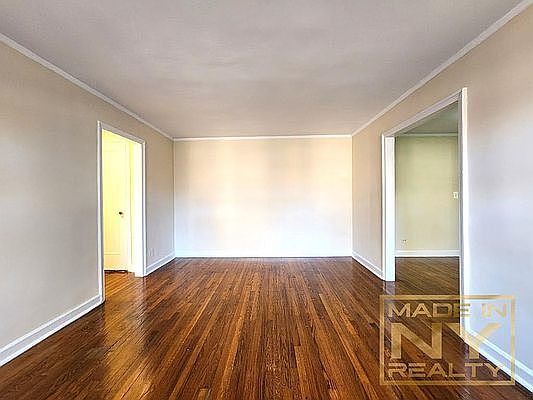 2nd image of 50-01 39th Ave #L32