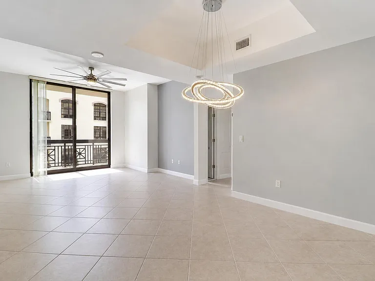 801 S Olive Ave #1515 — Photo 27