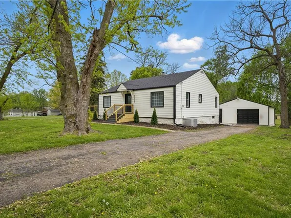 2640 S 53rd St, Kansas City, KS 66106