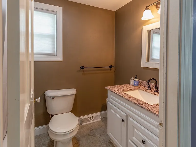 10 Samoset St #1 — Photo 1