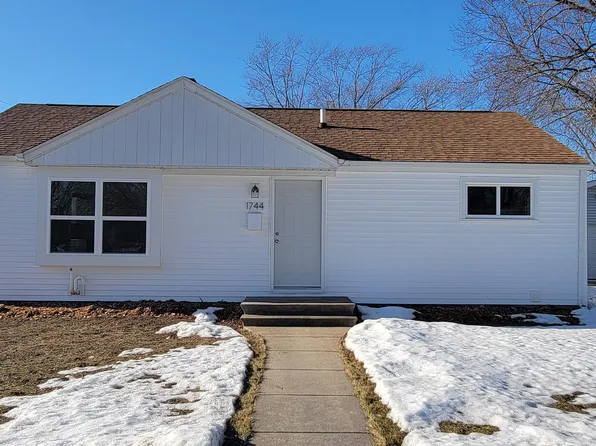 1744 13th Ave, Green Bay, WI 54304