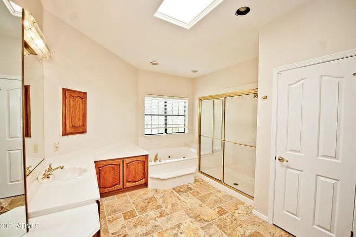 2322 S Rogers Cir #4 — Photo 22