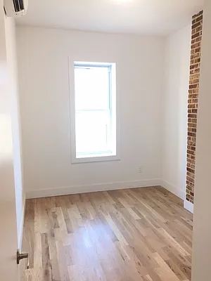 Rented by Lang Realty LLC | media 16