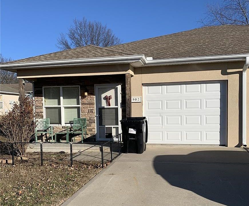 1st image of 902 Riffle Dr