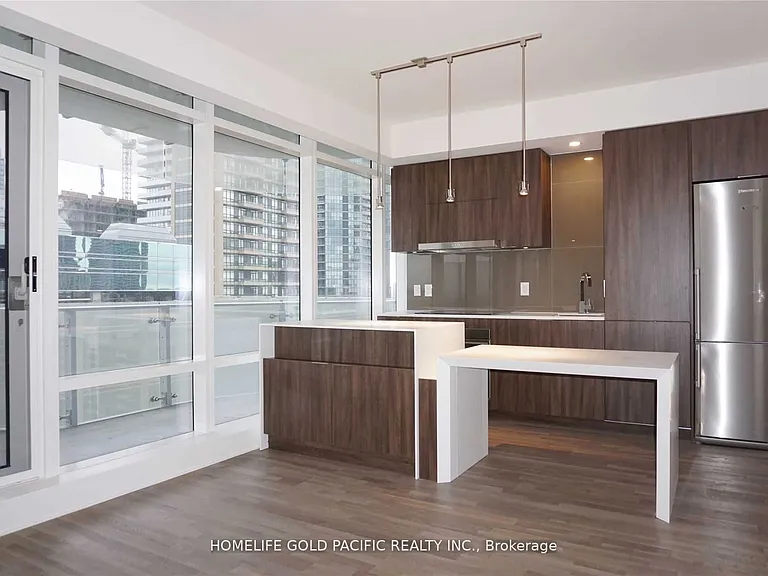 1 Bloor St E #1903 — Photo 7