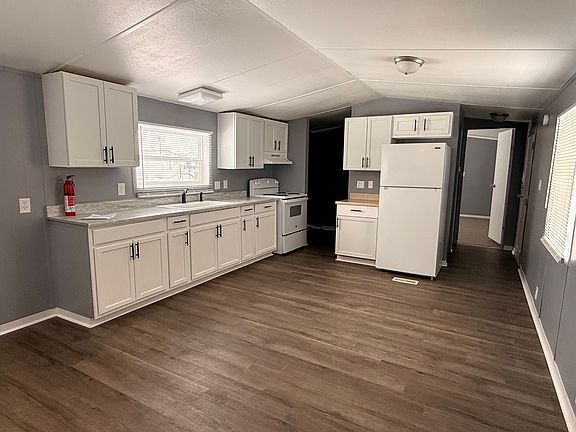2nd image of 136 W Skyline Dr #94