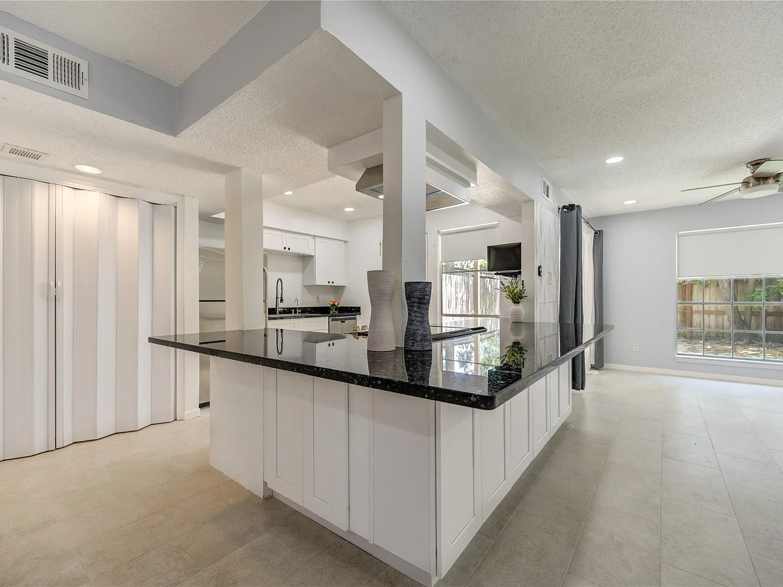 2 bed, 2.5 bath, 1566 sqft, $1,650 — Photo 4