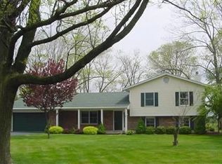 10418 Pansing Rd, Englewood, OH 45322