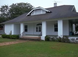 805 Geneva St, Opelika, AL 36801