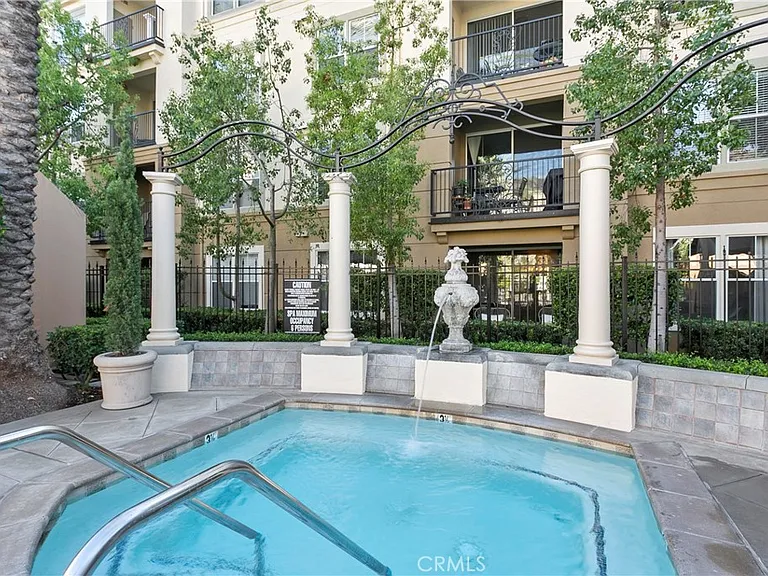 3307 Watermarke Pl — Photo 23