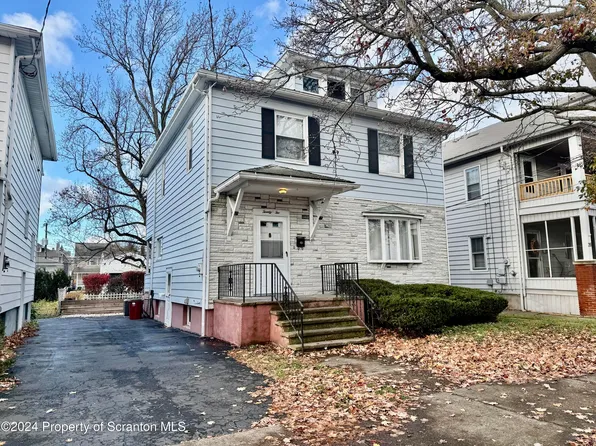 22 N Goodwin Ave, Kingston, PA 18704
