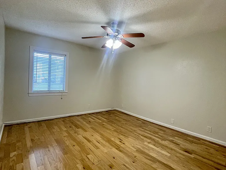 21 Vaughns Gap Rd #28B — Photo 11