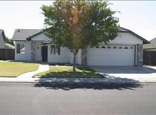 944 Willow Ave, Manteca, CA 95337