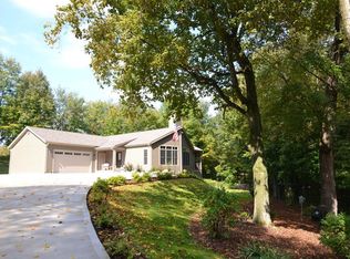 7625 Nenno Rd, Allenton, WI 53002