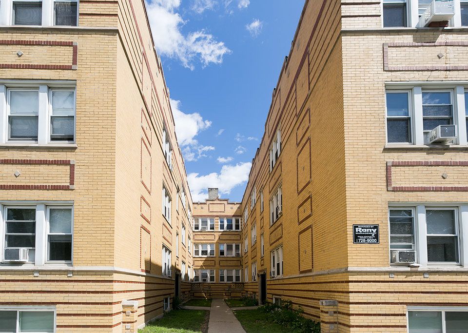 1st image of 4409 N Kenneth Ave #B5
