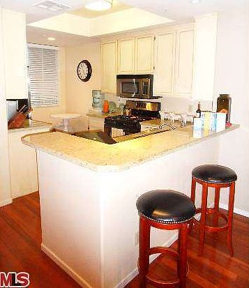 4th image of 1522 S Saltair Ave APT 202