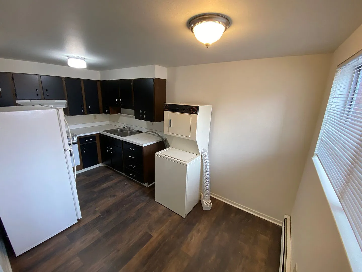 One Bedroom, Ground Floor Apartment on Florida Road — Photo 4