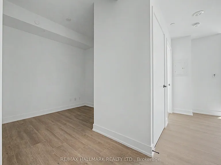 308 Jarvis St #1103 — Photo 9
