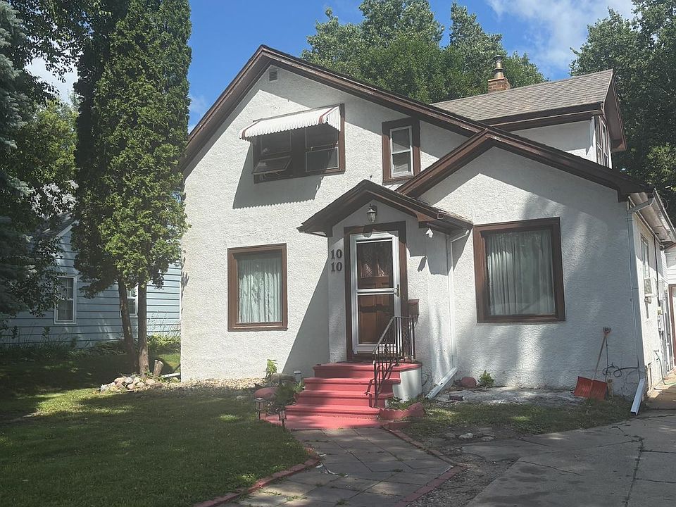 1st image of 1010 Trott Ave SW